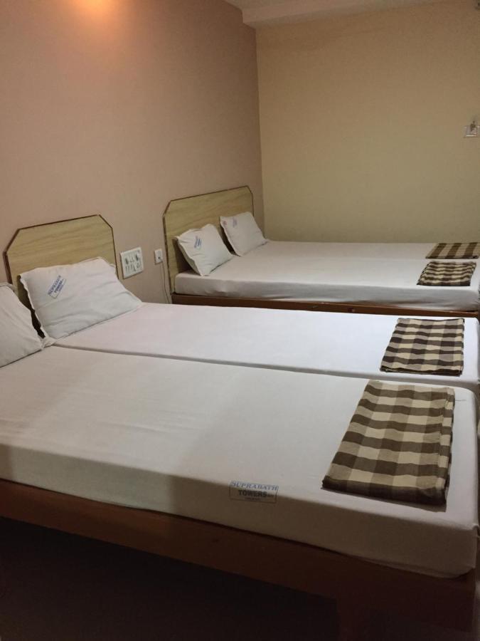 Hotel Suprabath Towers Tirupati Buitenkant foto